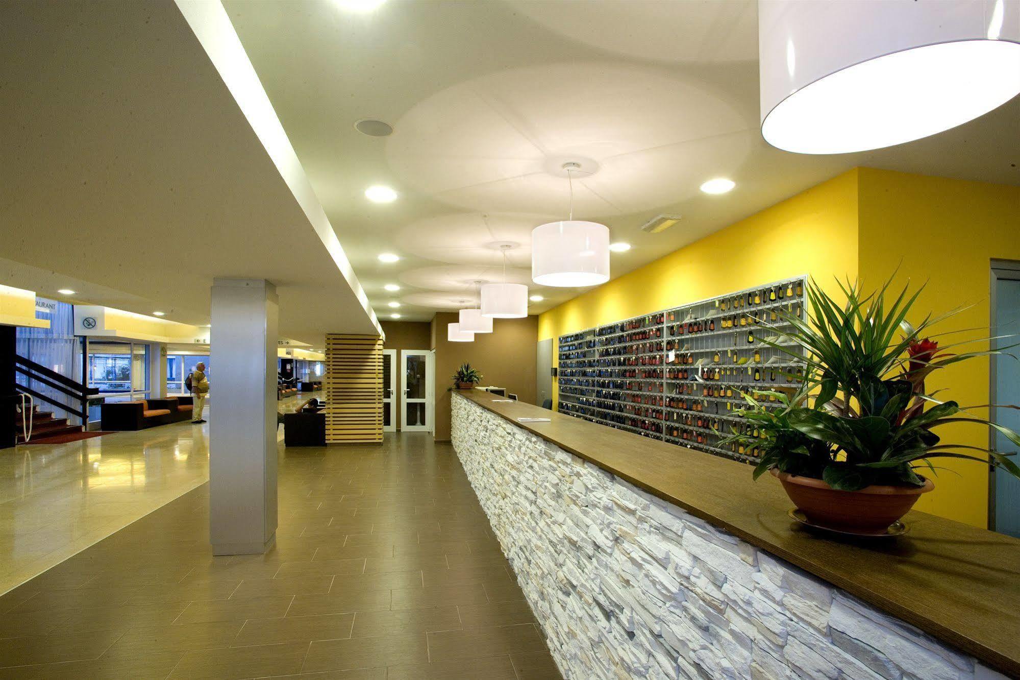 Hotel Delfin Plava Laguna Mugeba Luaran gambar